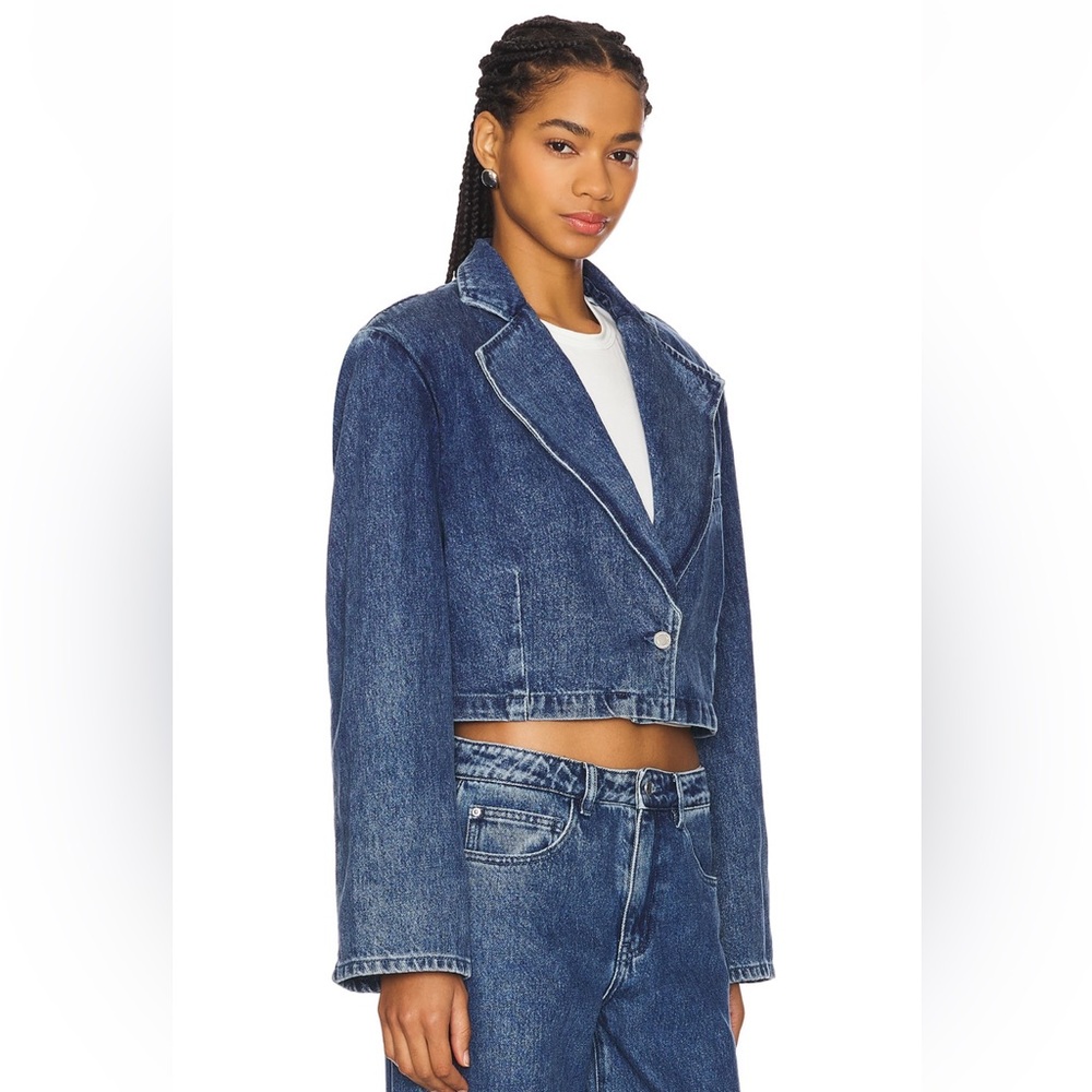 NWT WE WORE WHAT CROPPED DENIM JACKET❤️🔥 - Picture 2 of 4